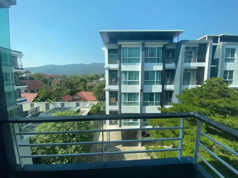 1 Bedroom Condo