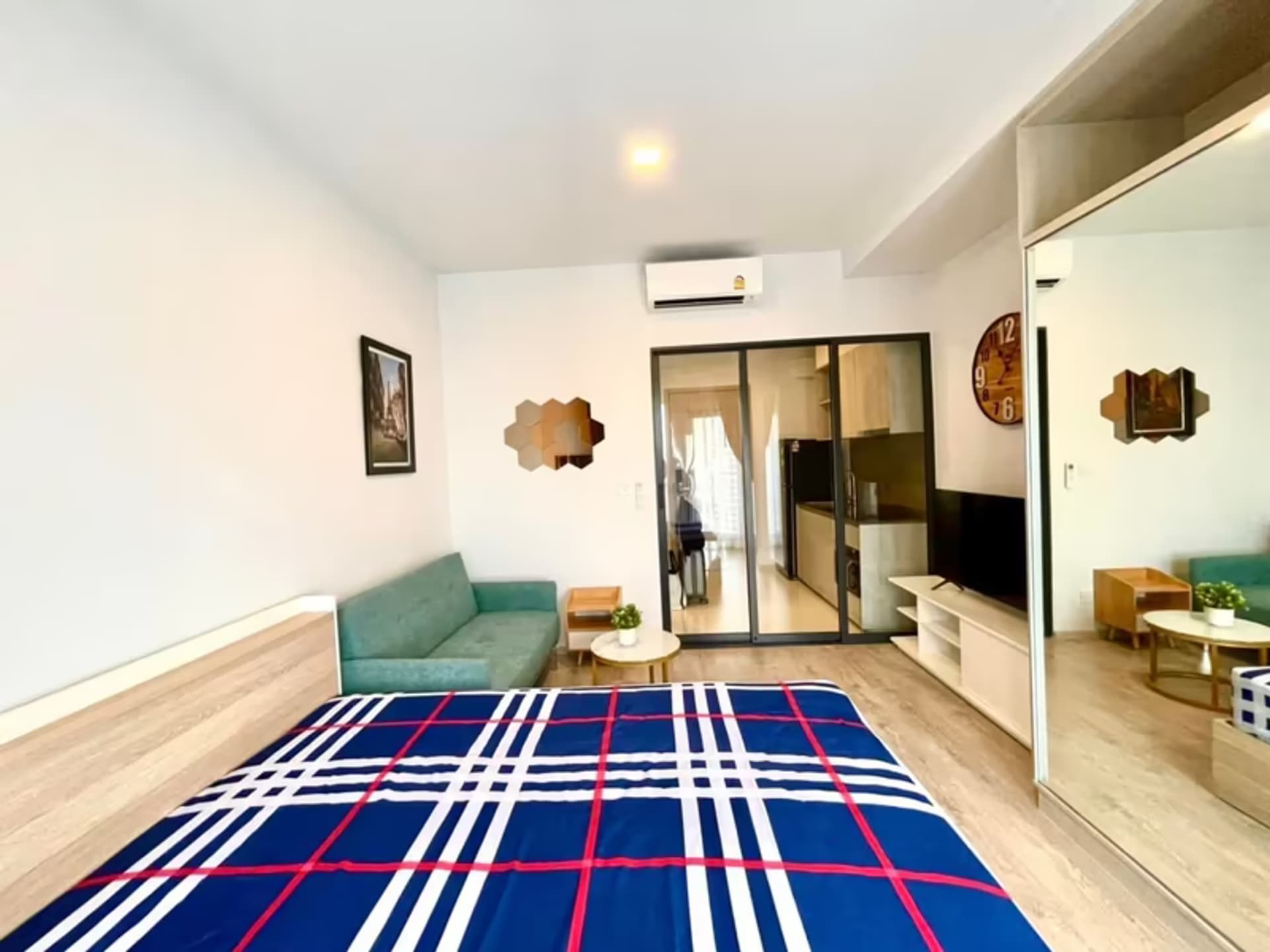 1 Bedroom condo for Rent! - Image 4