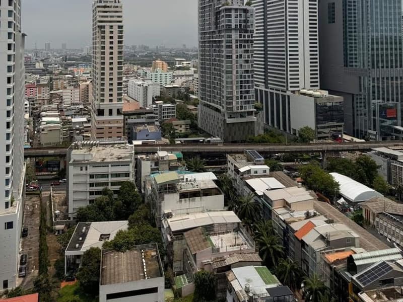 2 Bed Condo for Sale in Ratchathewi