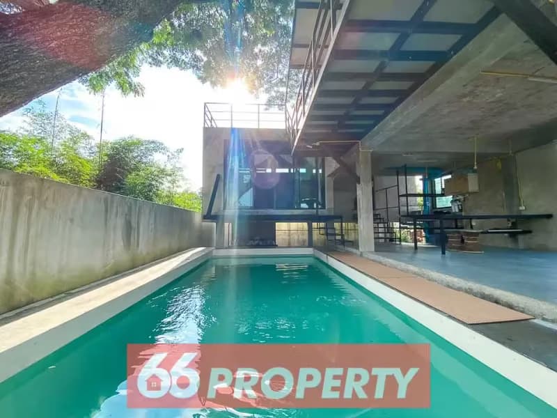 2 Bedroom House