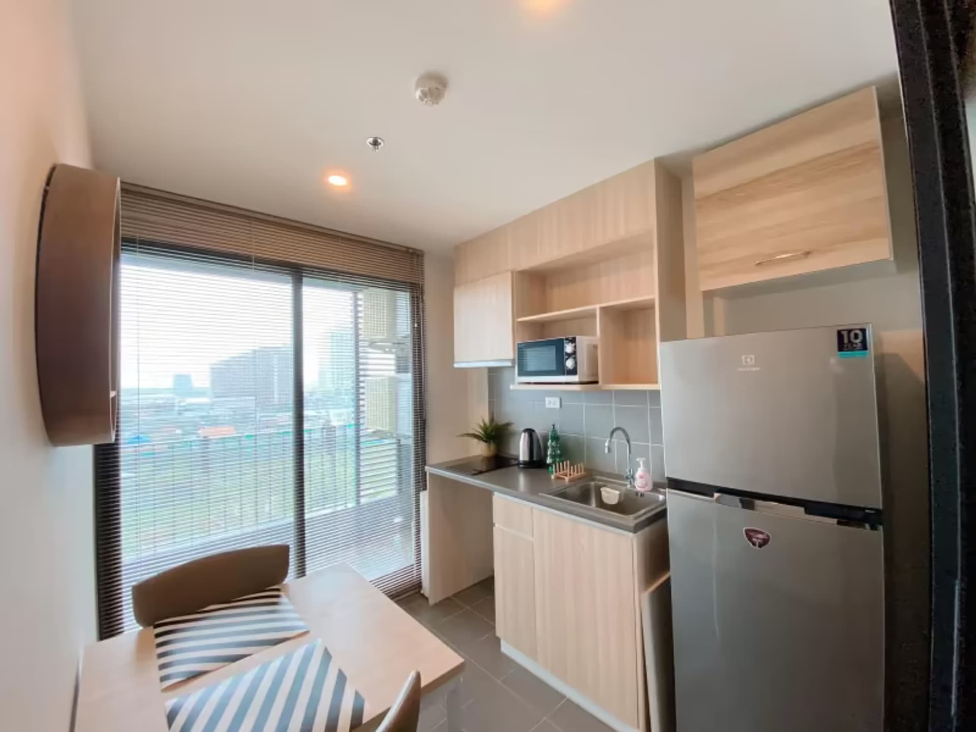 1 Bedroom Condo - Image 3