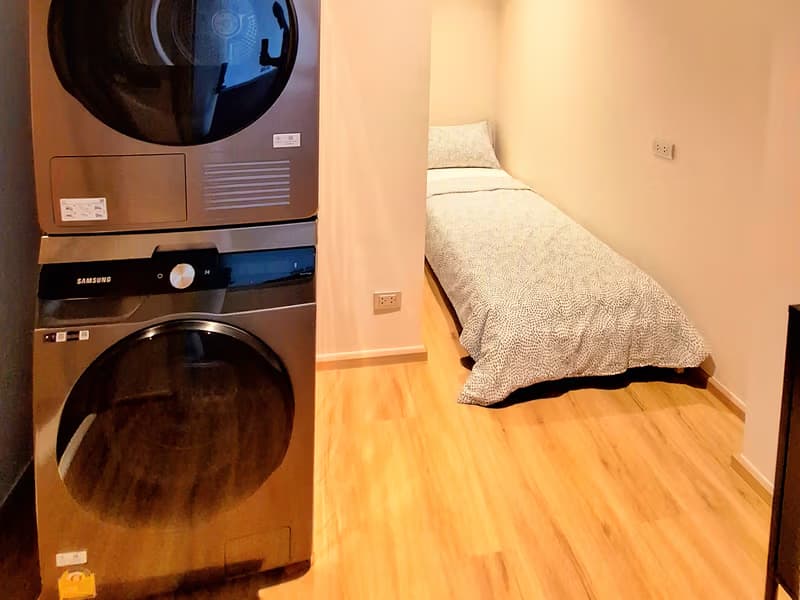 Condo for Rent at Bearing Residence