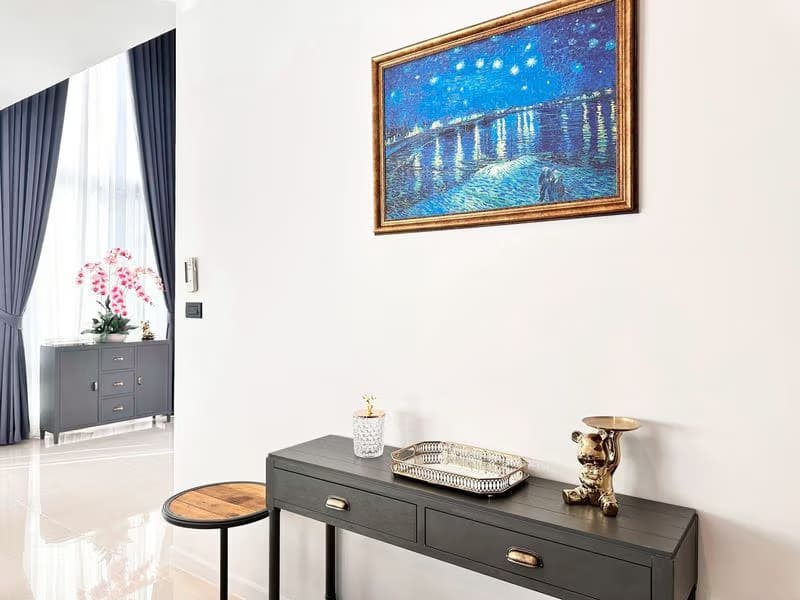 4 Bed House for Rent in Bang Kapi
