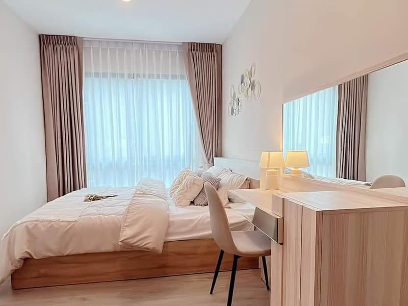 1 Bedroom Condo