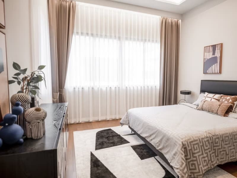 4 Bed House for Rent and Sale in Bang Kapi
