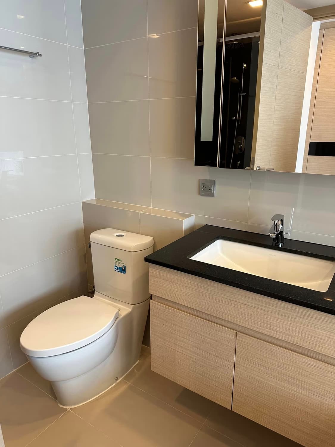 1 Bed Condo for Rent in Watthana - Image 7