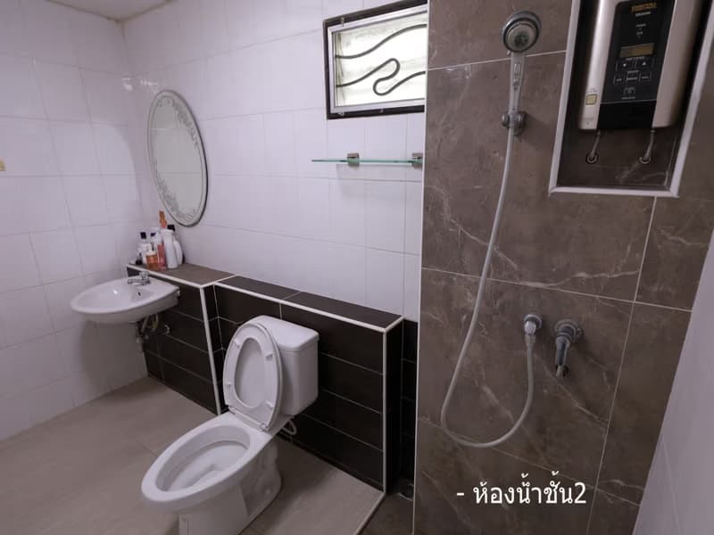 3 Bed Townhouse for Sale in Prawet