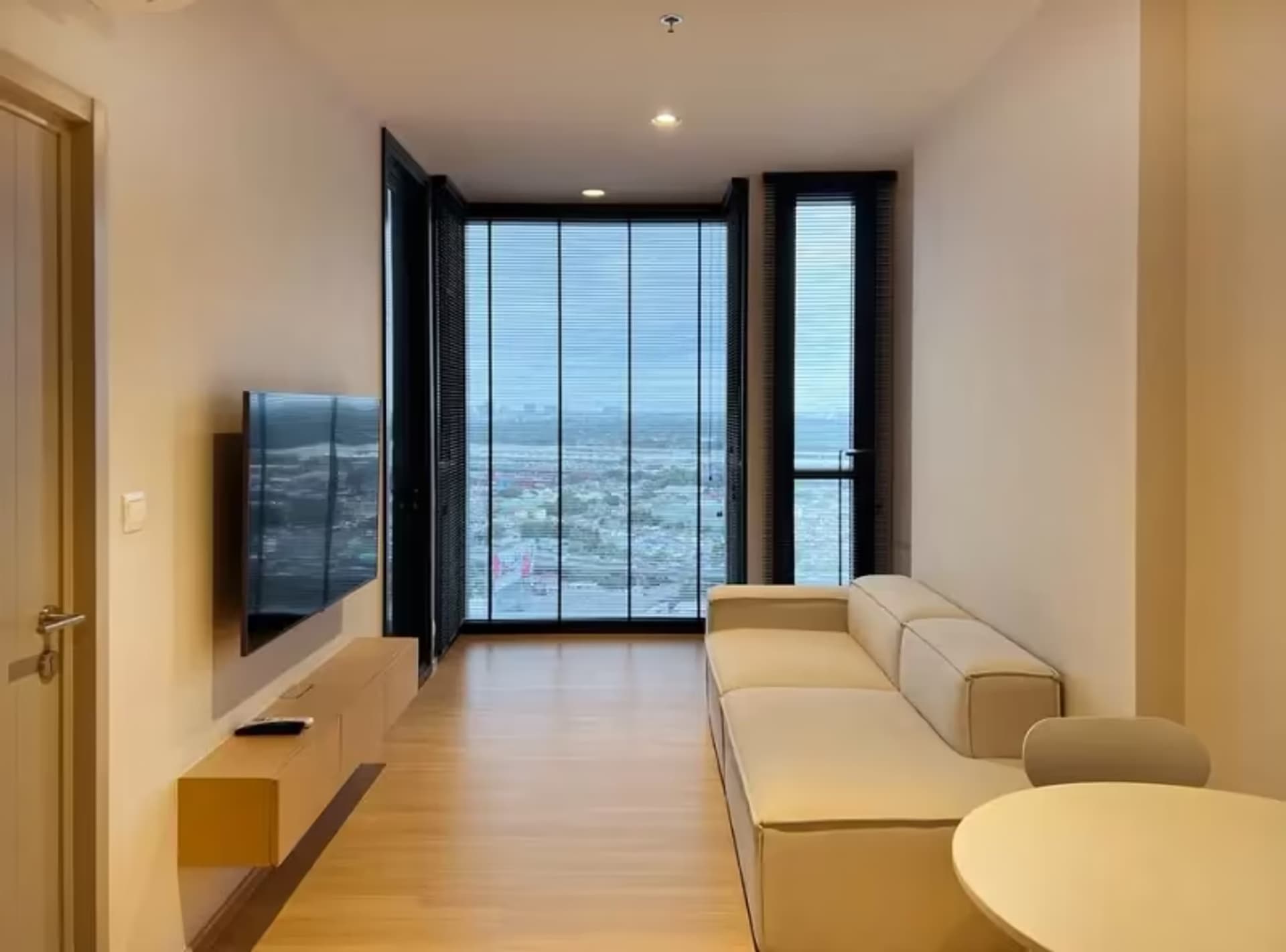 1 Bedroom Condo - Image 2