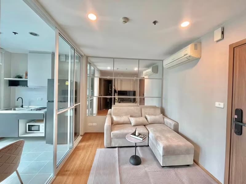 1 Bedroom Condo