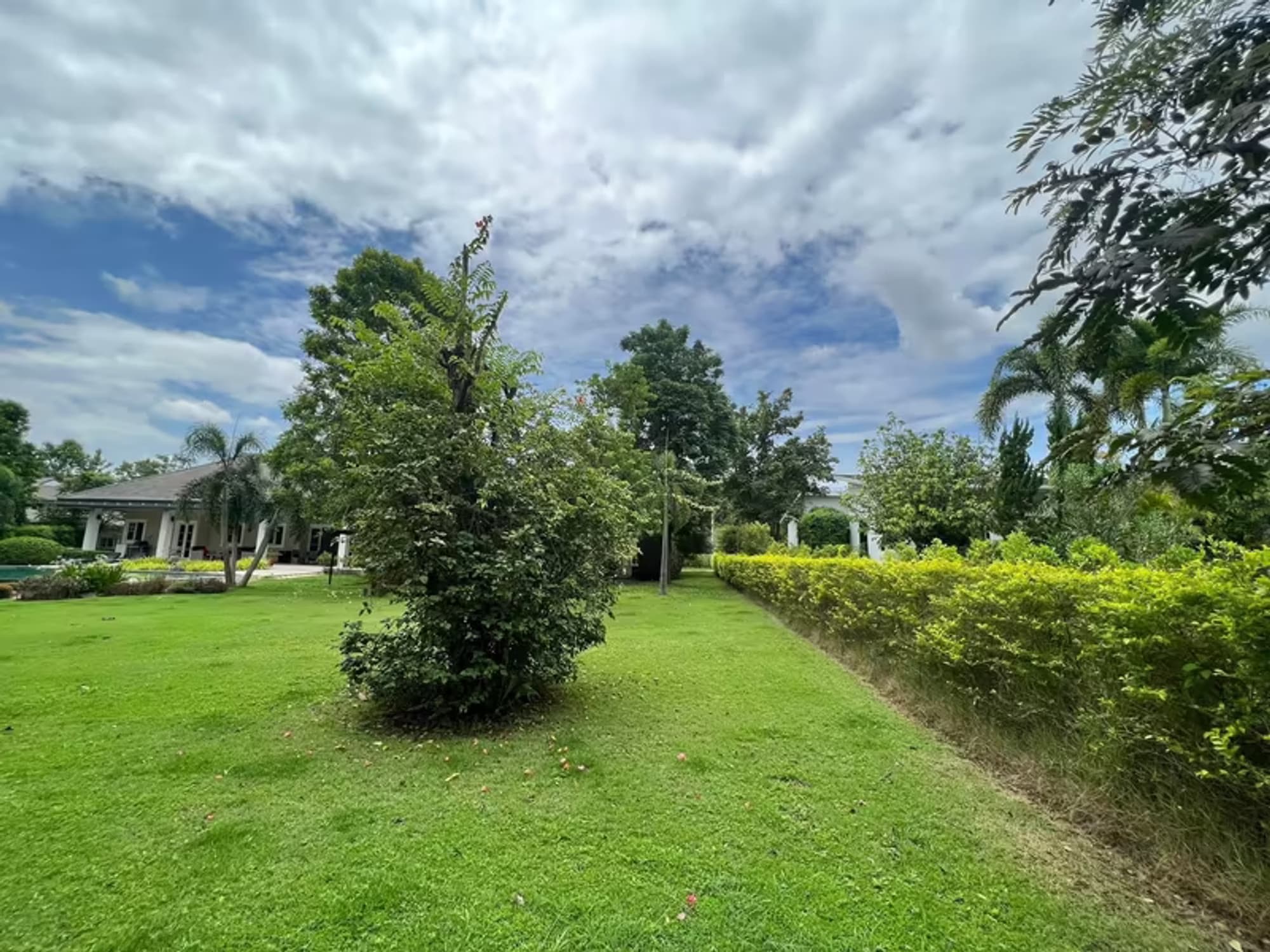 4 Bedroom House - Image 6