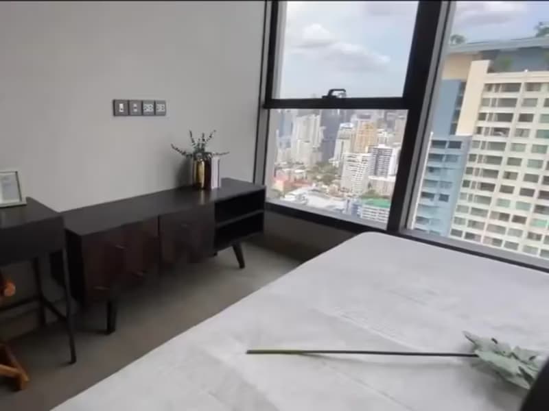 1 Bedroom Condo