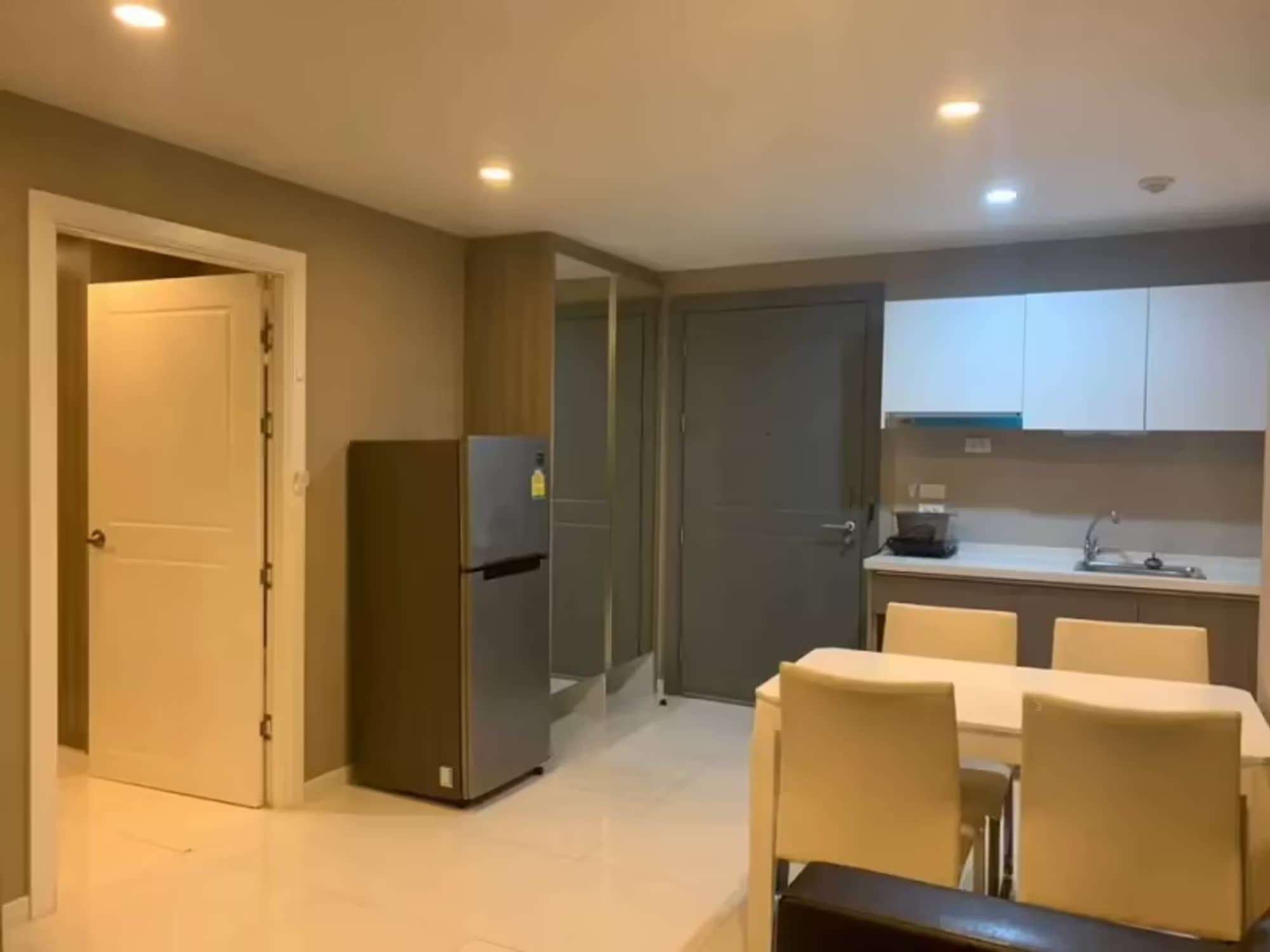  ELEMENTS SRINAGARINDRA CONDO - Image 2