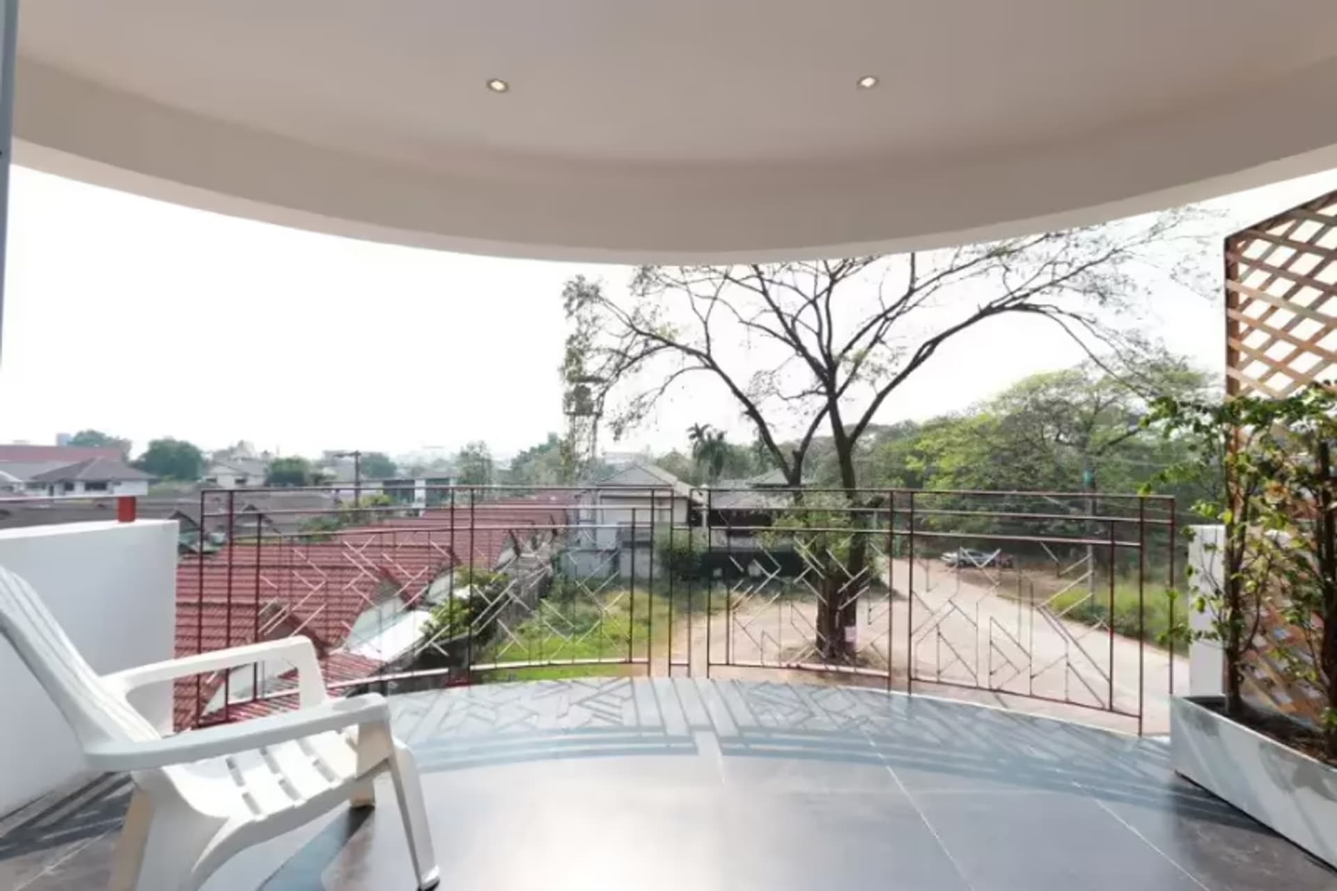 1 Bedroom Condo - Image 5