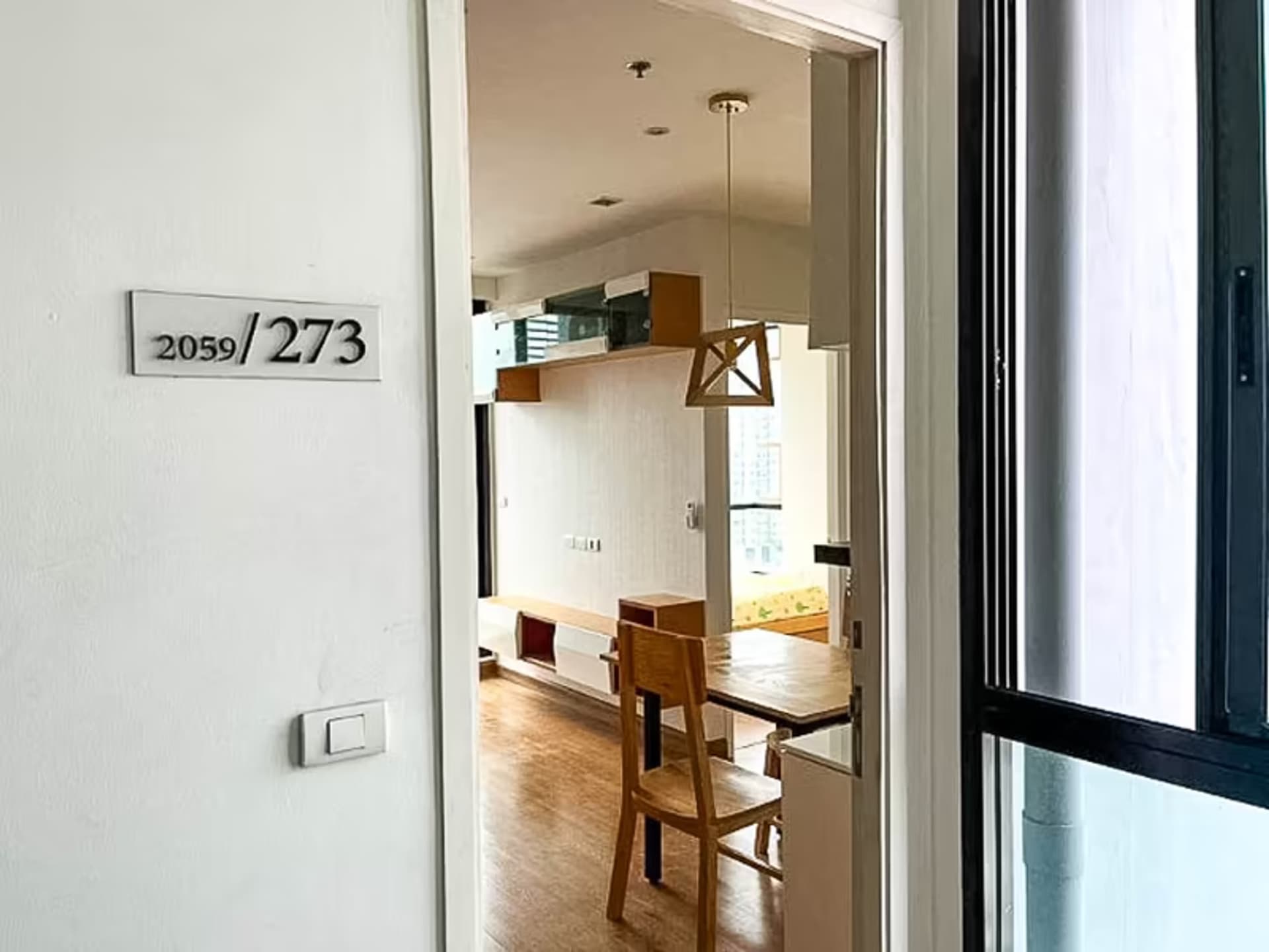 2 Bedroom Condo for Sale at Q House Sukhumvit  - Image 2
