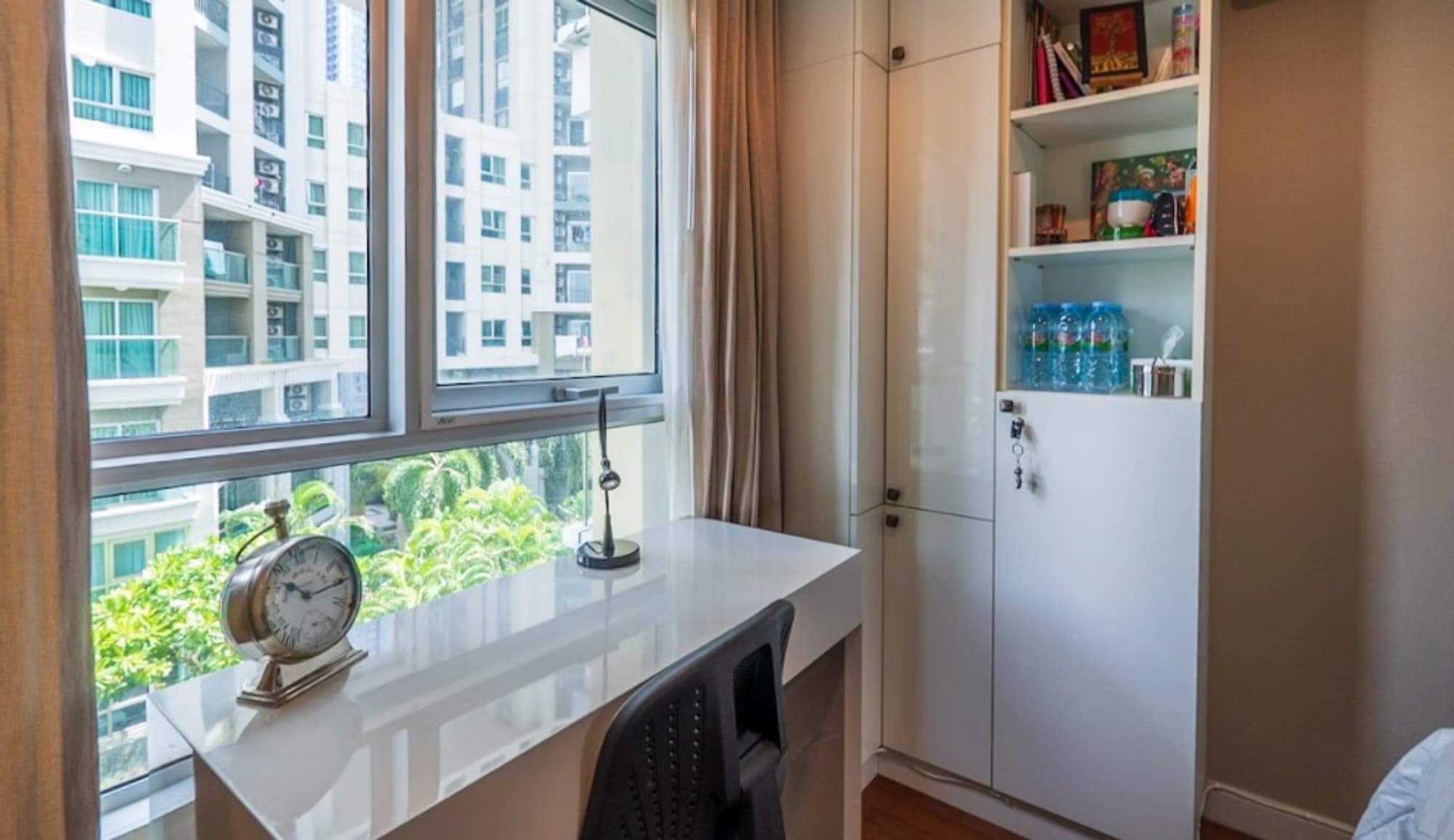 5 Bed Condo for Sale in Huai Khwang - Image 13