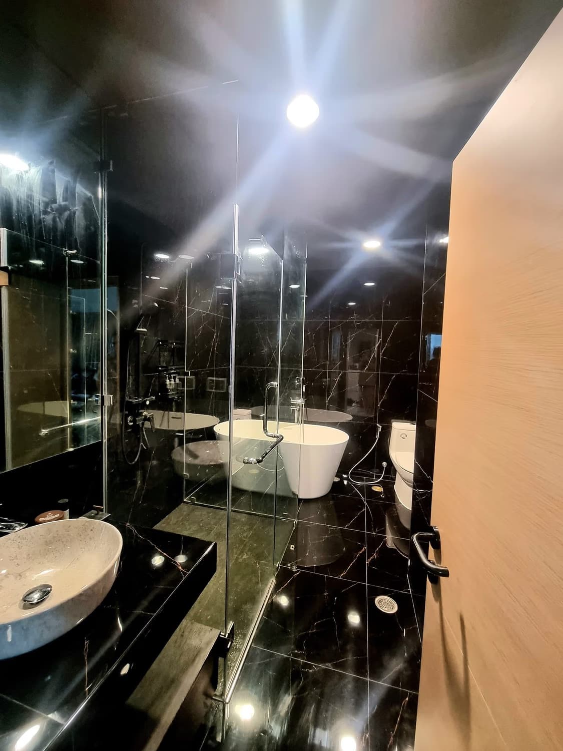 1 Bed Condo for Sale in undefined - Image 4