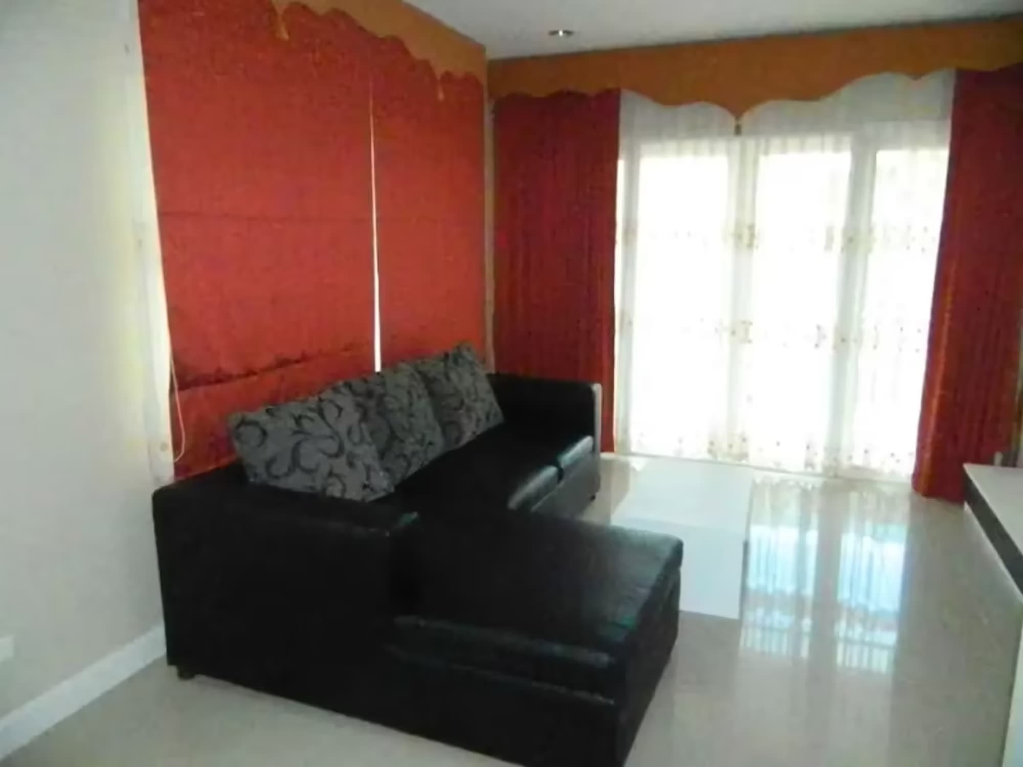 3 Bedroom House - Image 8
