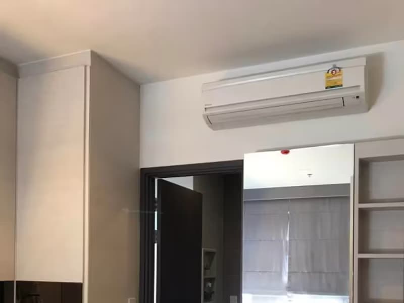 1 Bedroom Condo
