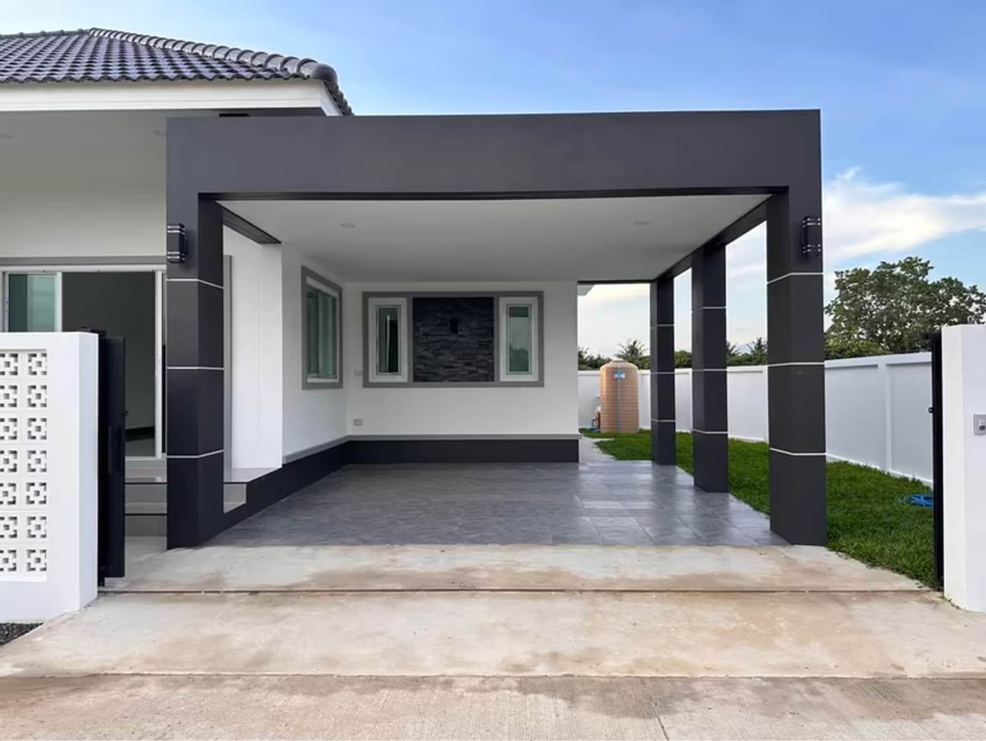 3 Bedroom House - Image 2