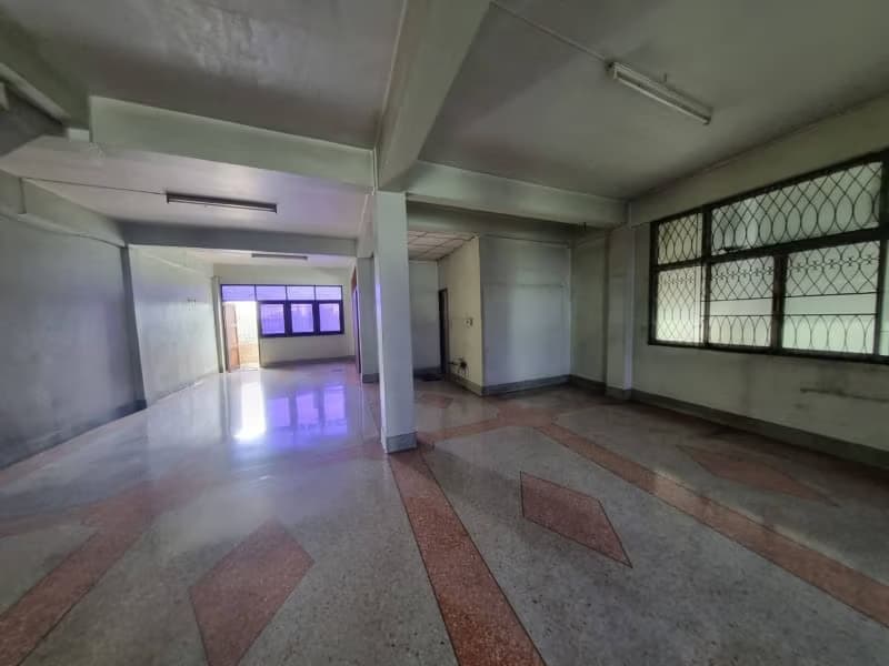 undefined Bed Commercial for Rent in Yan Nawa