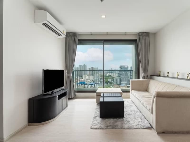 2 Bed Condo for Rent and Sale in Khlong Toei