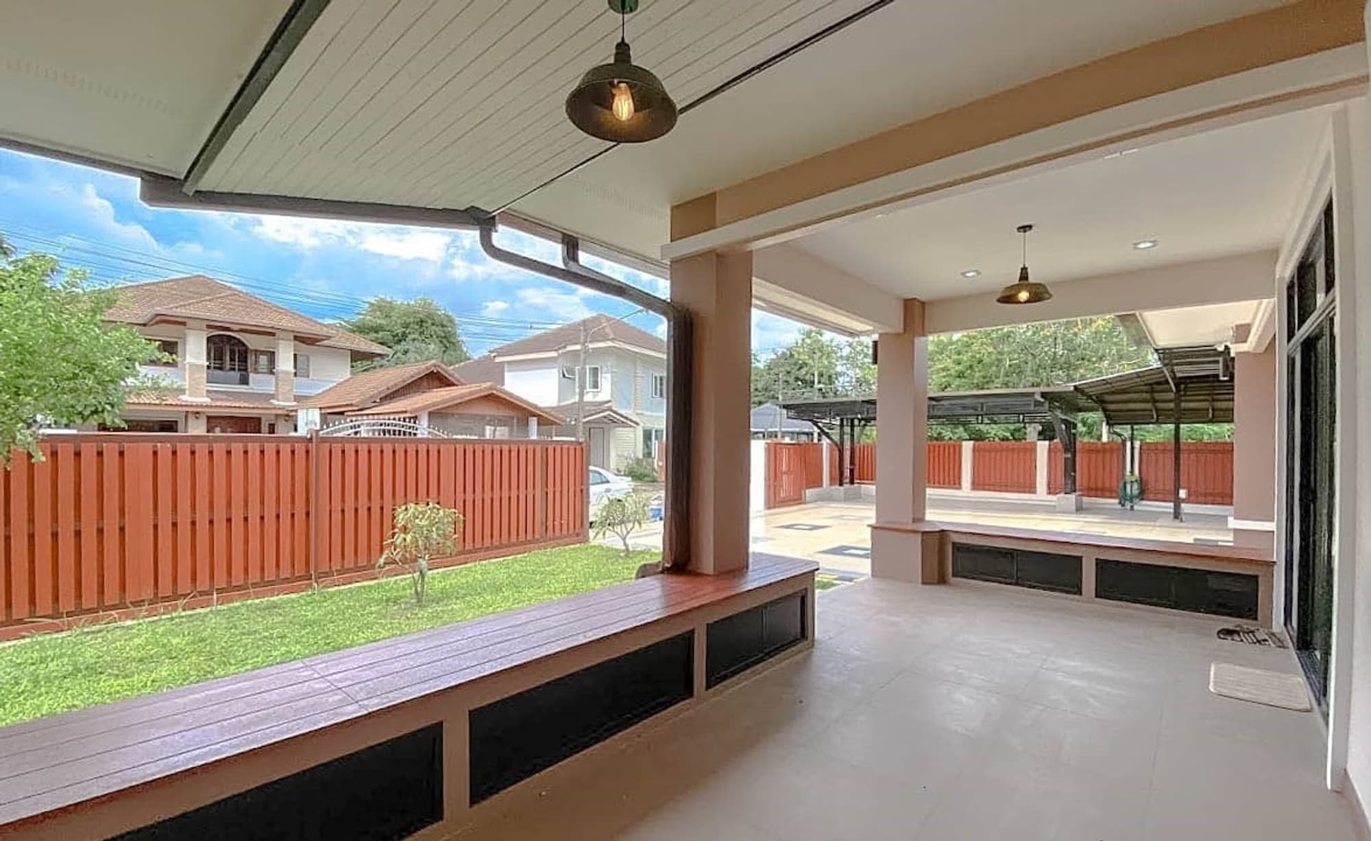 4 Bedroom House - Image 19