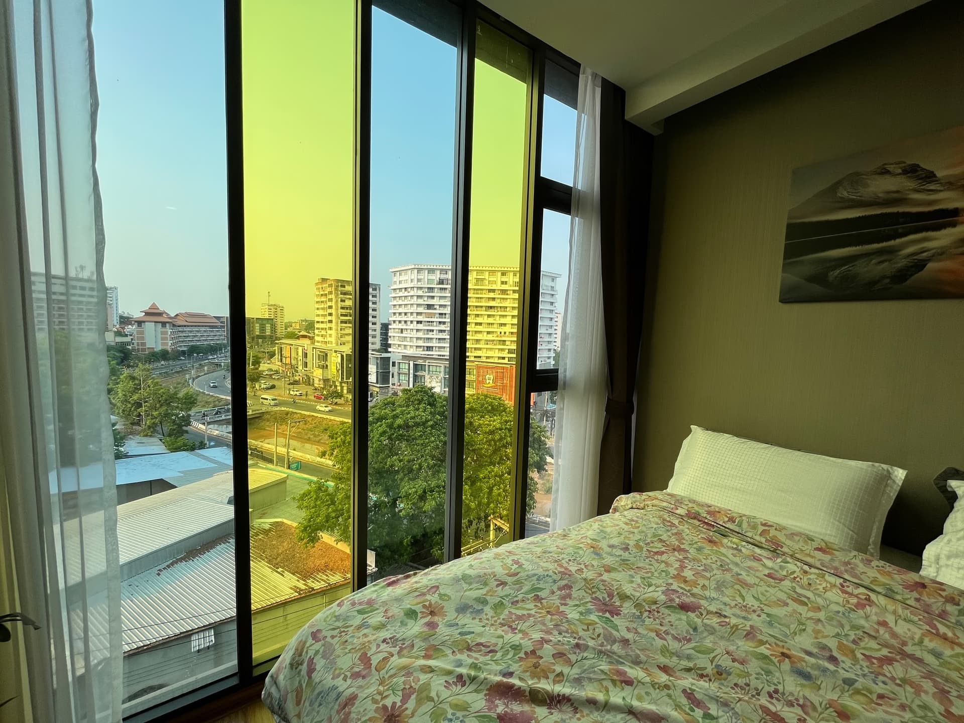 Condo for Rent, Sale at Stylish Condo - Image 18