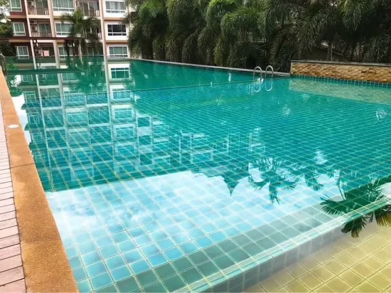 1 Bedroom Condo