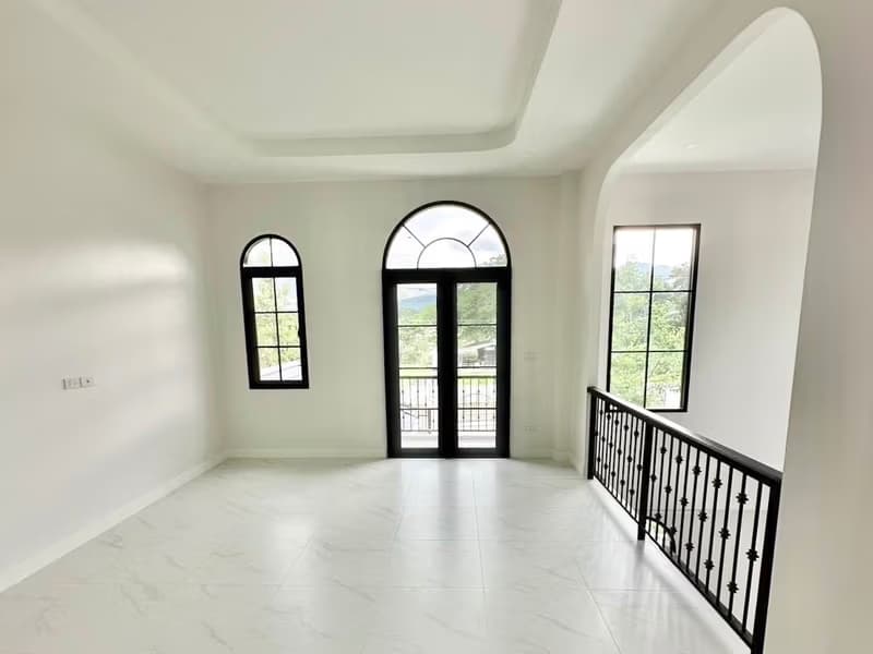 4 Bed House for Rent in Mae Rim District