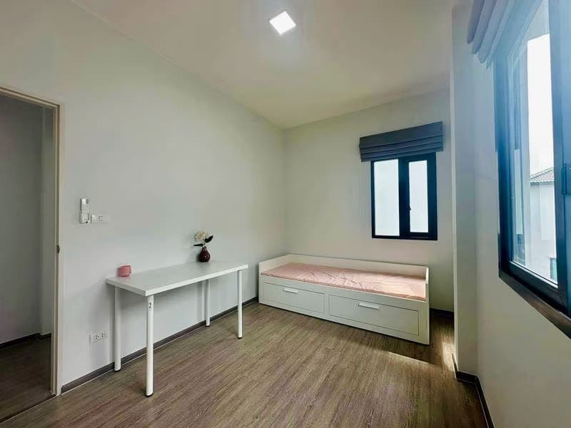 3 Bed House for Rent in Bang Phli