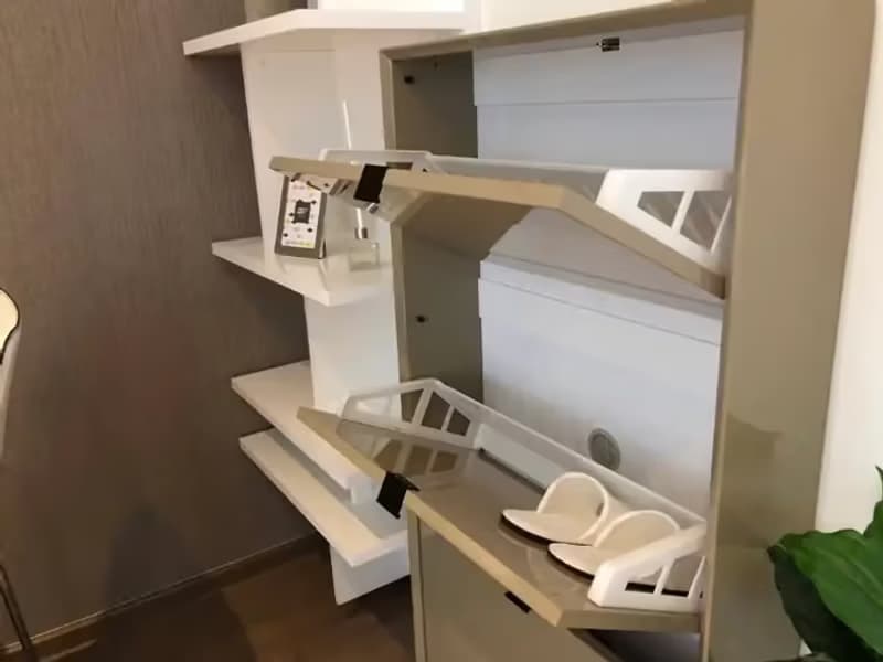 1 Bedroom Condo