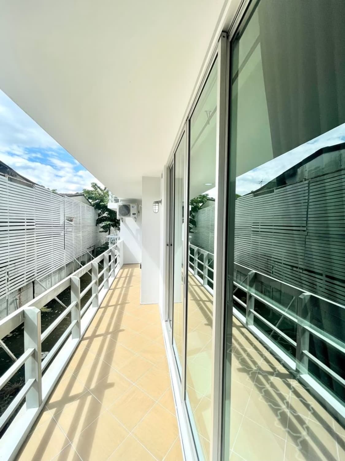 2 ห้องนอน Condo สำหรับ จำหน่าย ใน คลองเตย - Image 9
