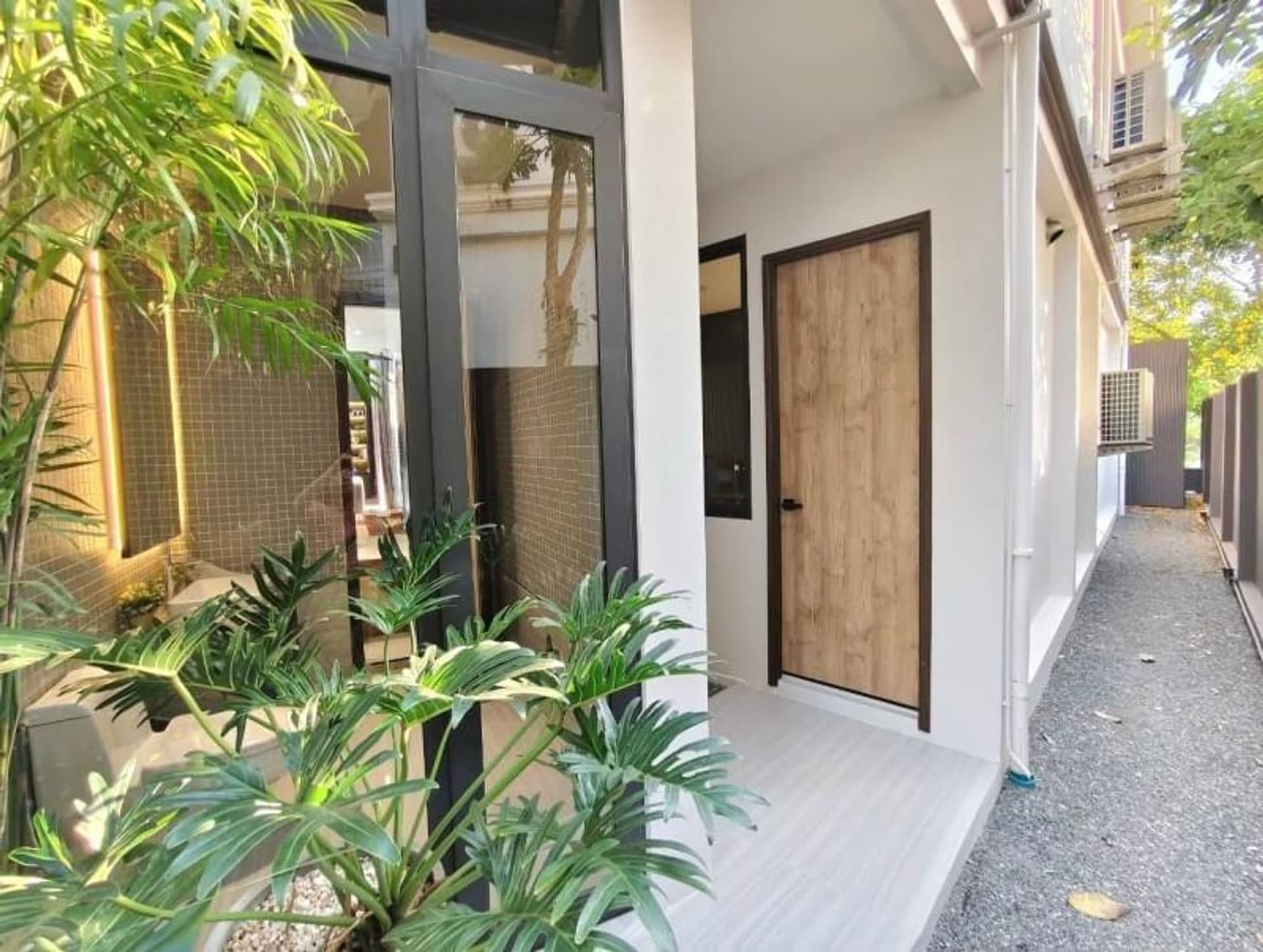 4 Bed House for Sale in Doi Saket District - Image 12