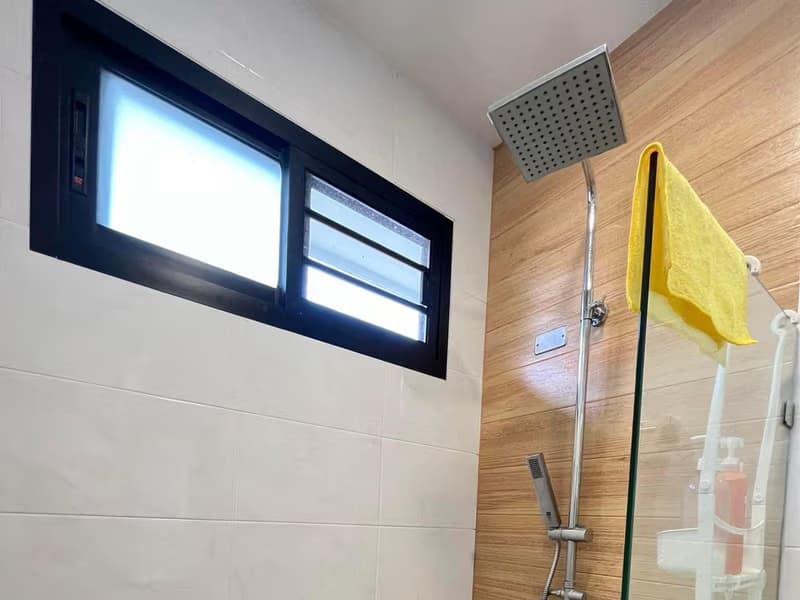 3 Bed House for Rent and Sale in Saraphi