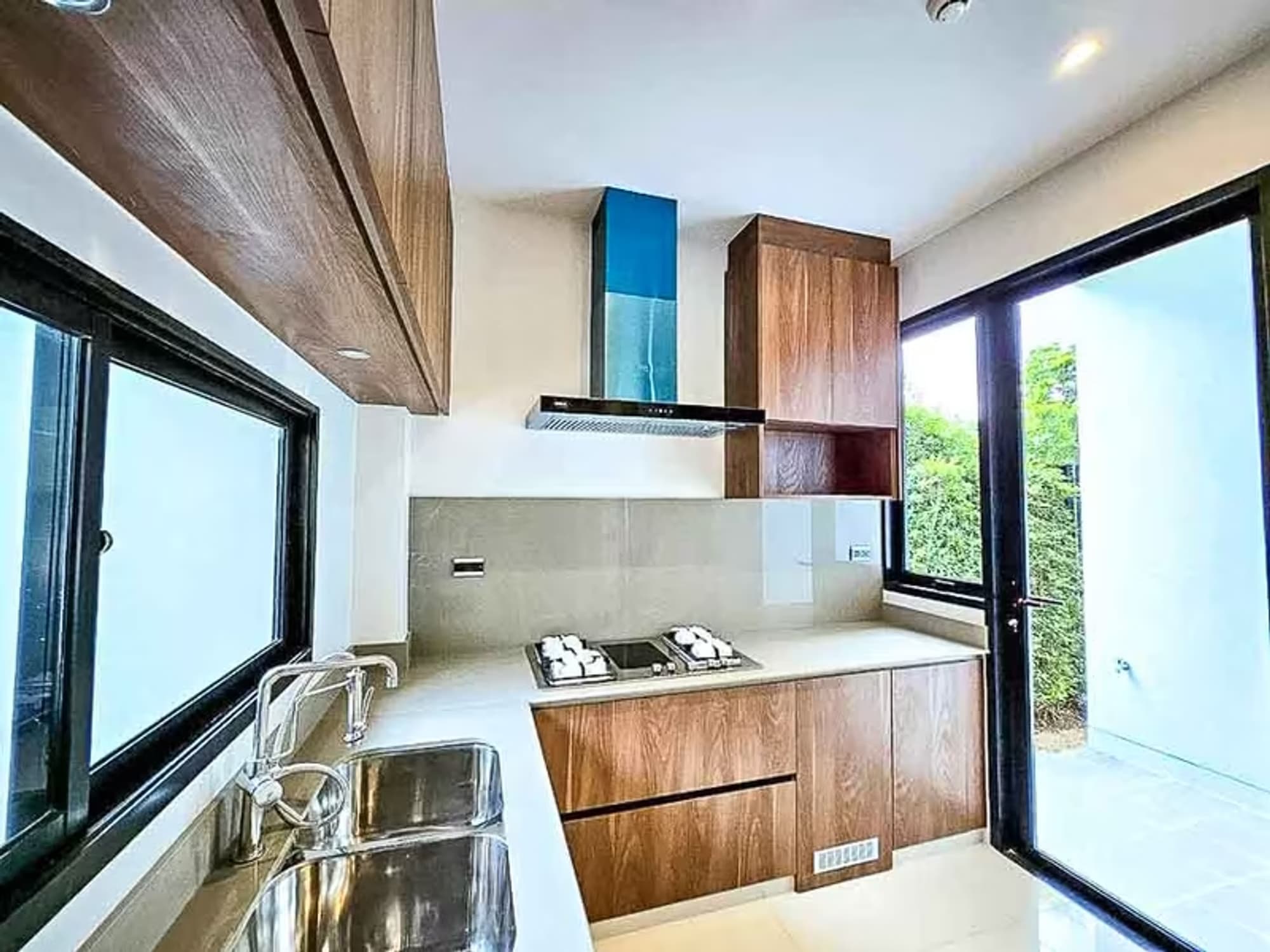 3 Bedroom House - Image 40