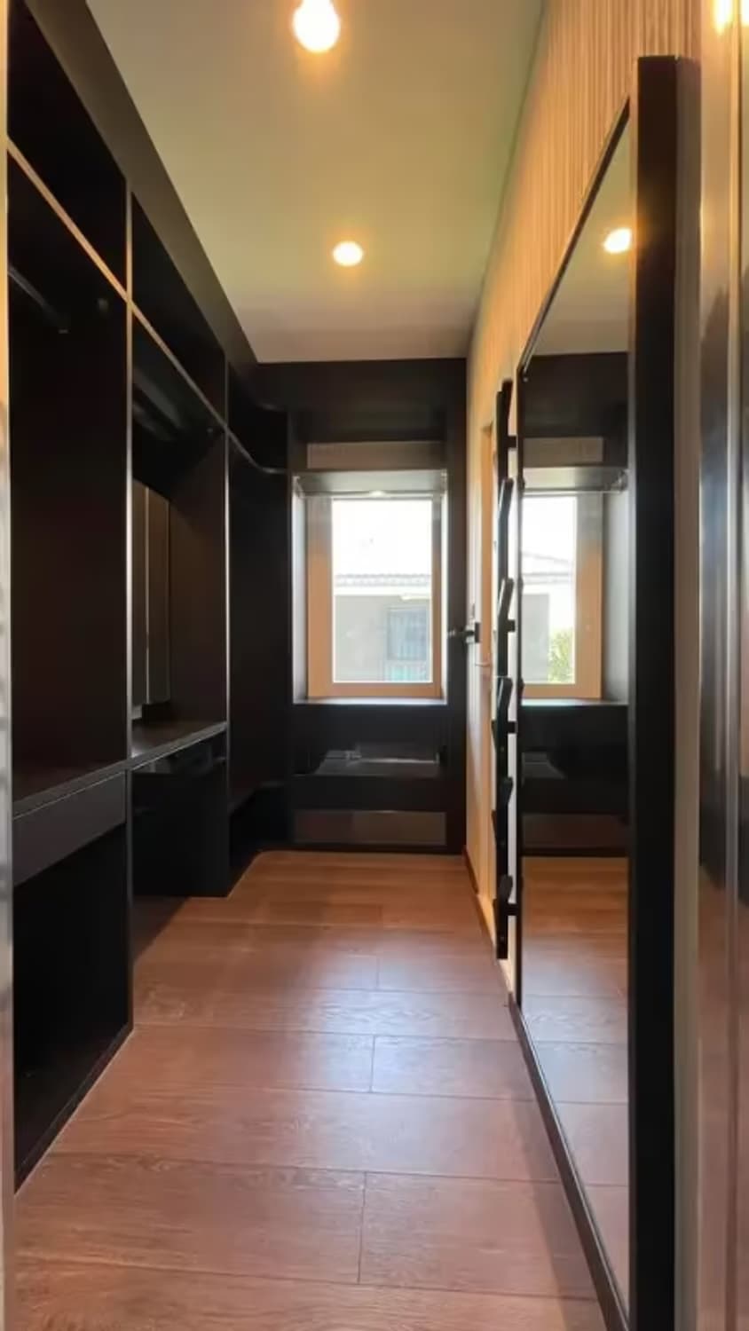 4 Bedroom House - Image 6