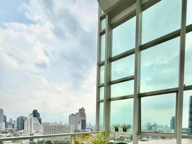 4 Bed Condo for Rent in Khlong San