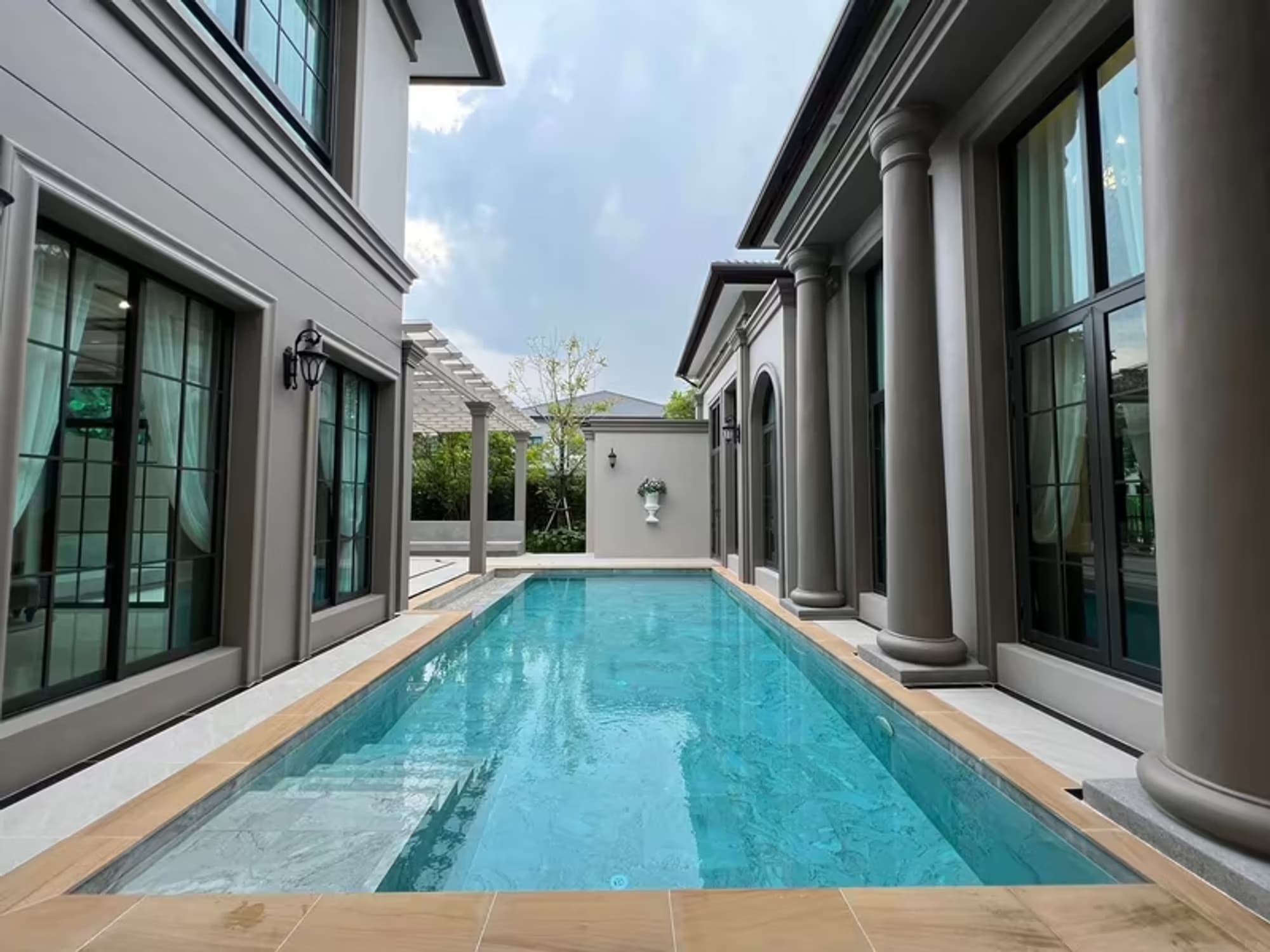 House for Sale at THE GRAND PINKLAO - Image 1