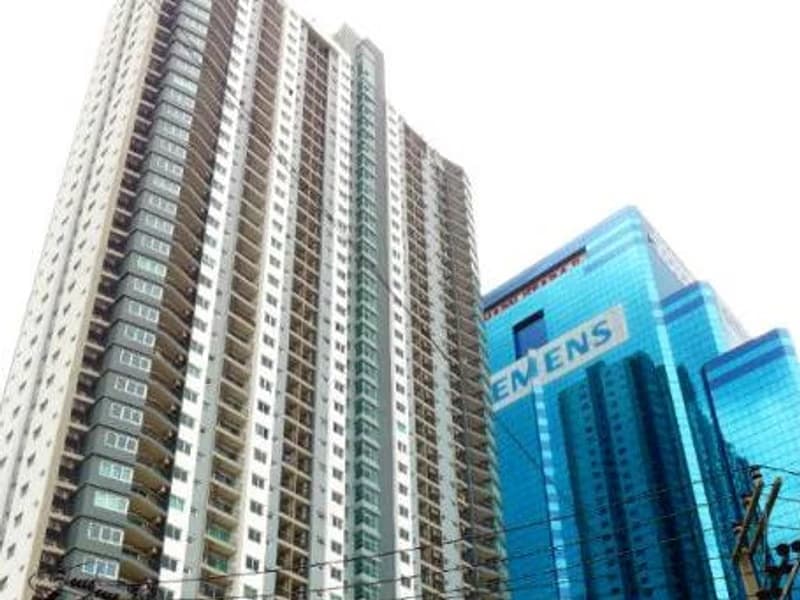 Condo for Rent at Supalai Park Ekkamai - Thonglor