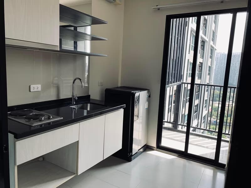 Condo for Sale at THE BASE Park East - Sukhumvit 77