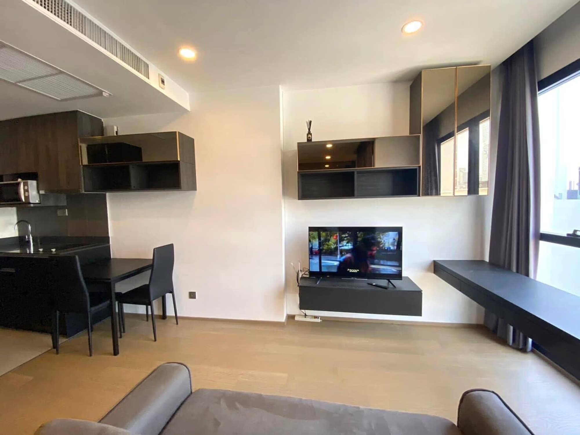 Ashton Chula-Silom - Image 3