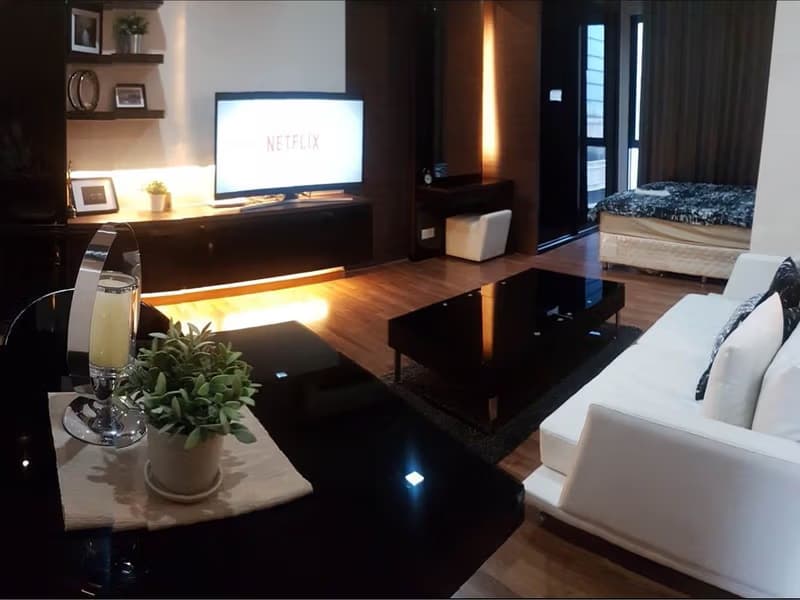 Condo for Rent at Ivy Ampio