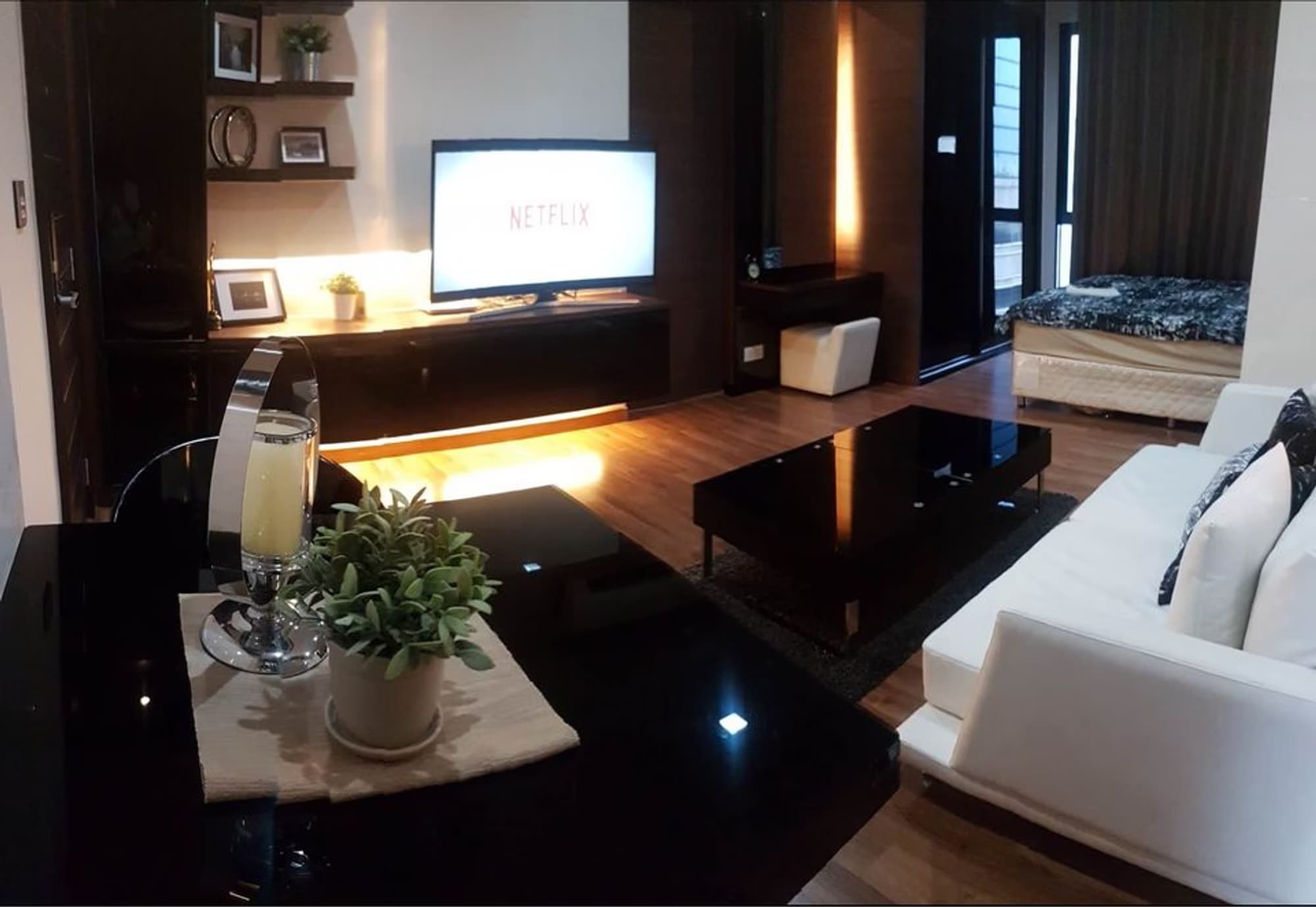 Condo for Rent at Ivy Ampio - Image 3