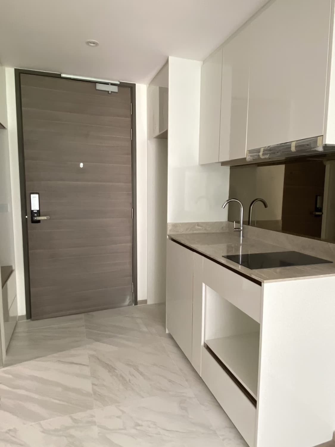 1 ห้องนอน คอนโด สำหรับ ขาย ใน Watthana - Image 2
