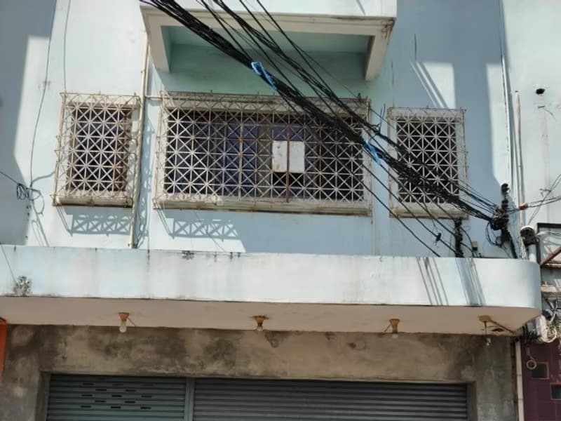 5 Bed Commercial for Rent in Yan Nawa