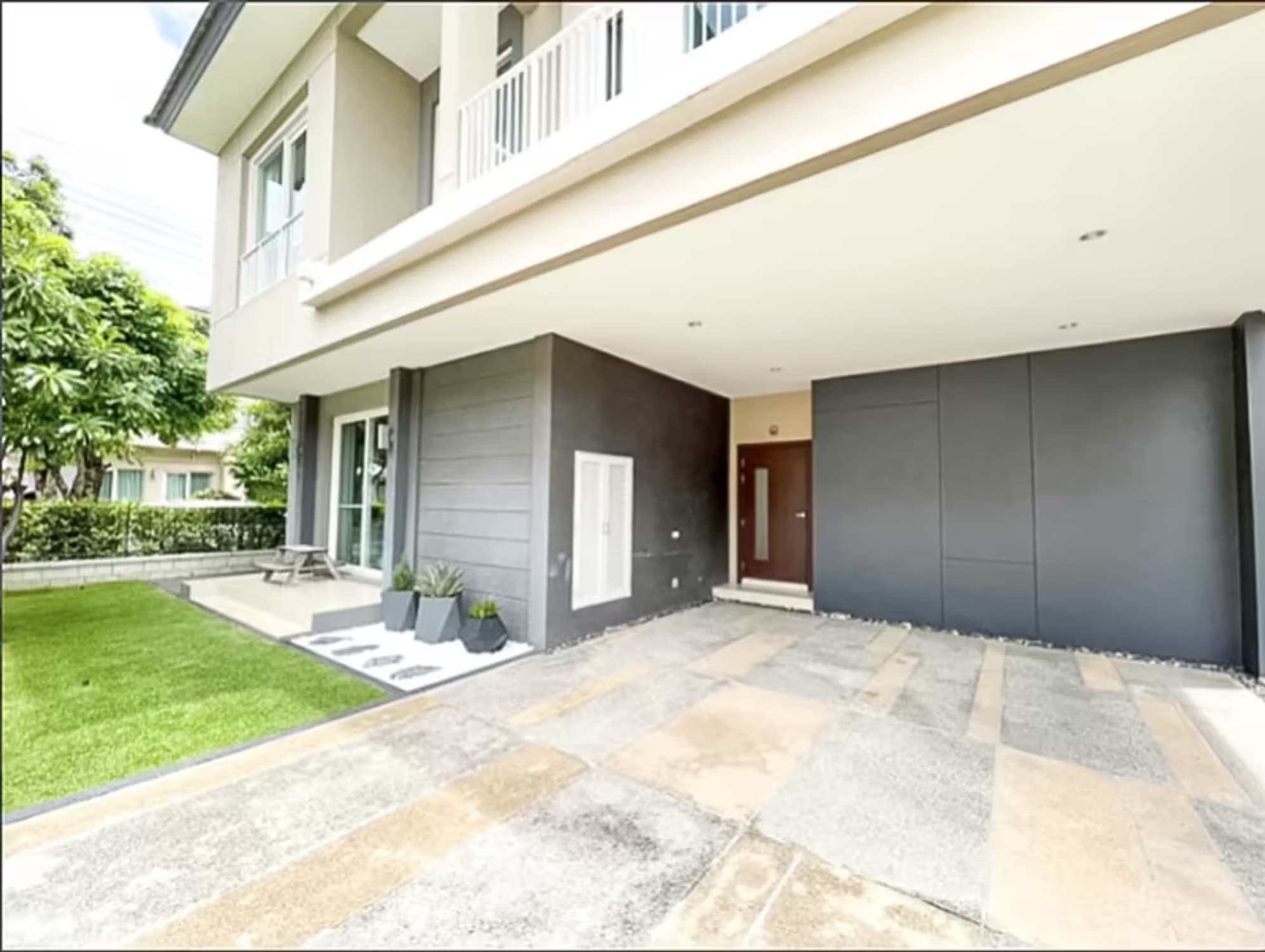 3 Bedroom House for Rent - Image 10