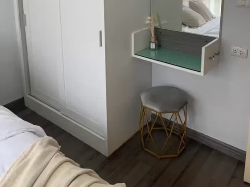 1 Bedroom Condo