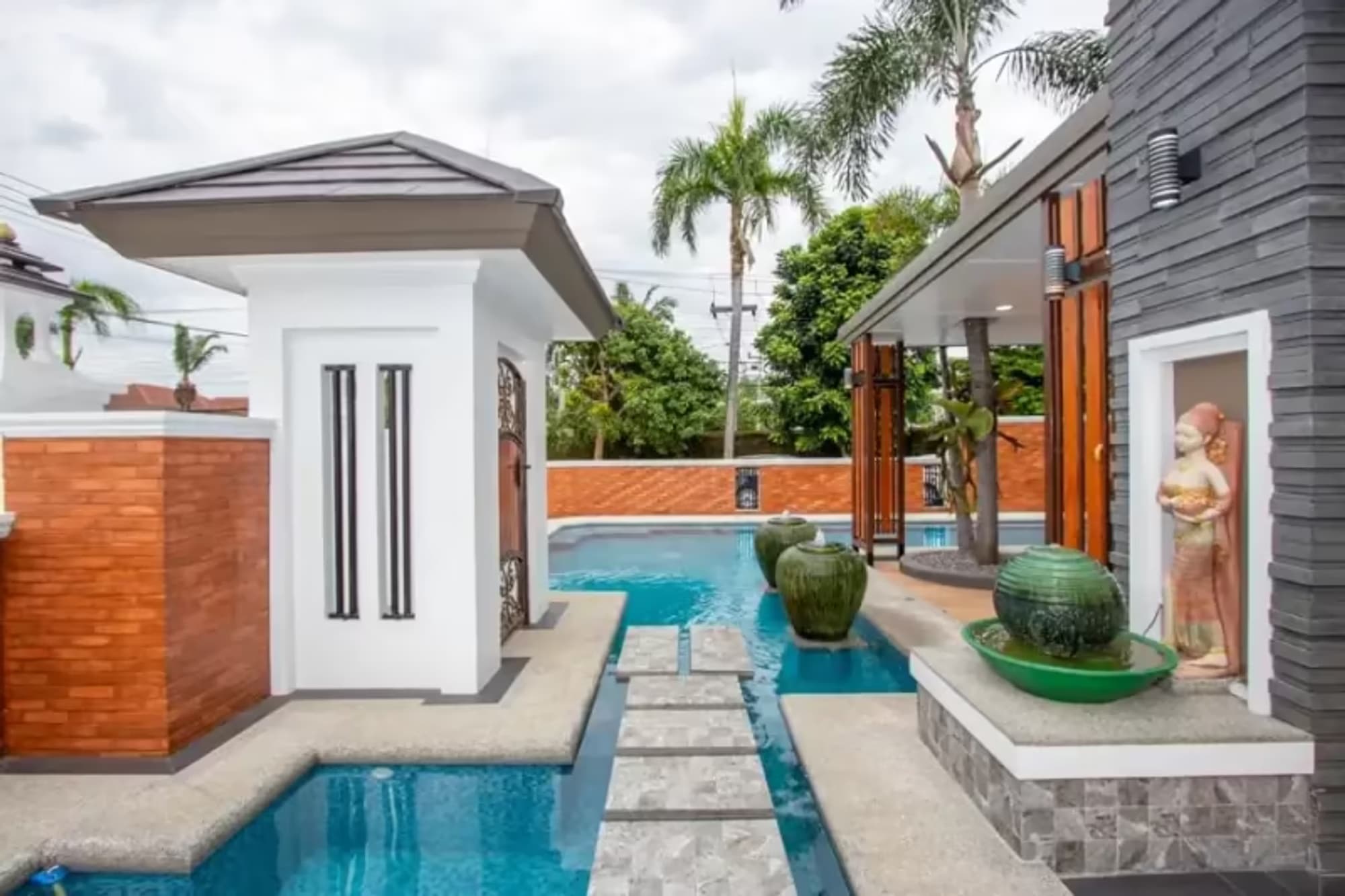 3 Bedroom House - Image 1