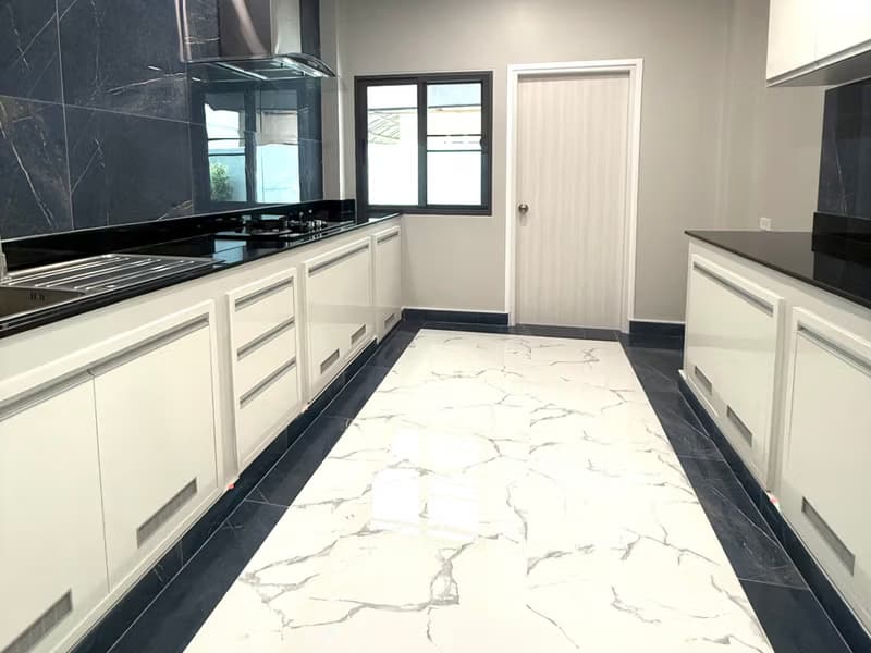 5 Bed House for Sale in Hang Dong District