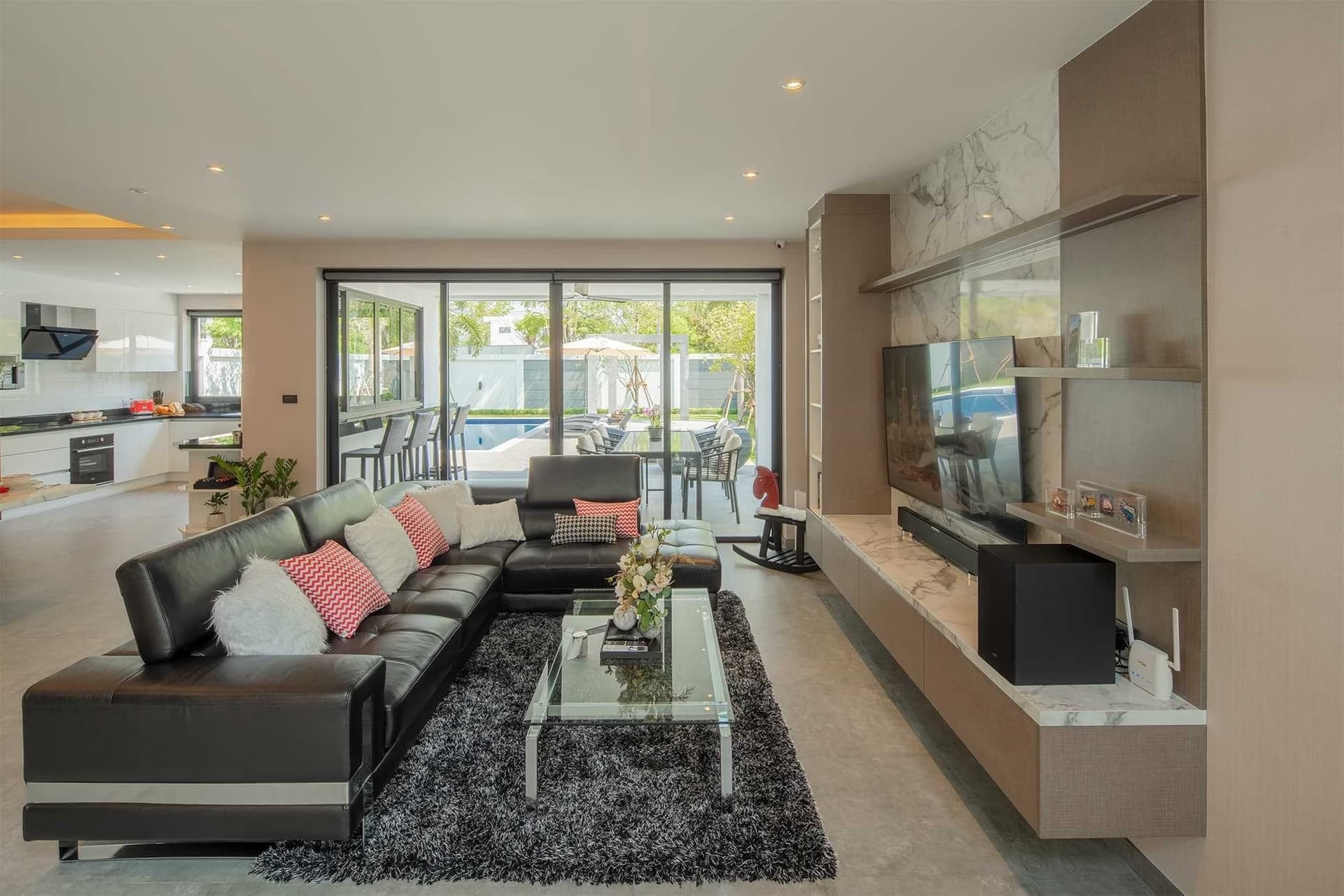 Modern Pool Villa for Sale in San Phak Wan - Image 4